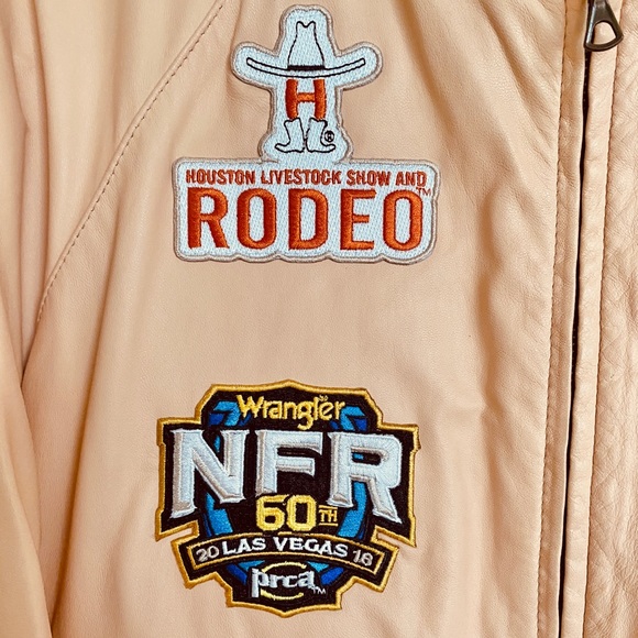 Pink leather jacket - Picture 2 of 6